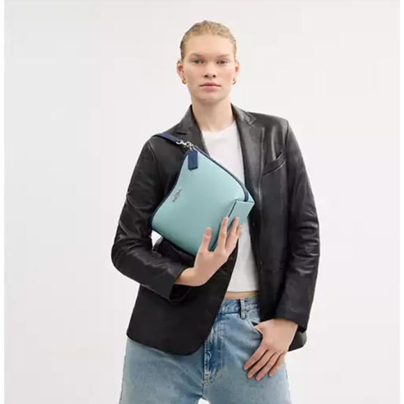 COACH City Bucket Bag Shoulder/Crossbody In Colorblock In Leather Blue CBA54 NWT - Picture 6 of 9